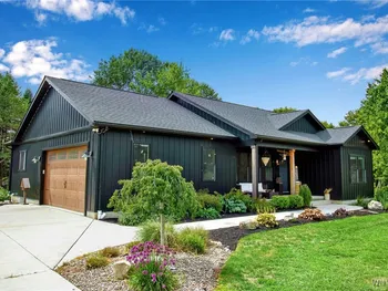 Property at 9268 Foote Road, Royalton, NY 14001