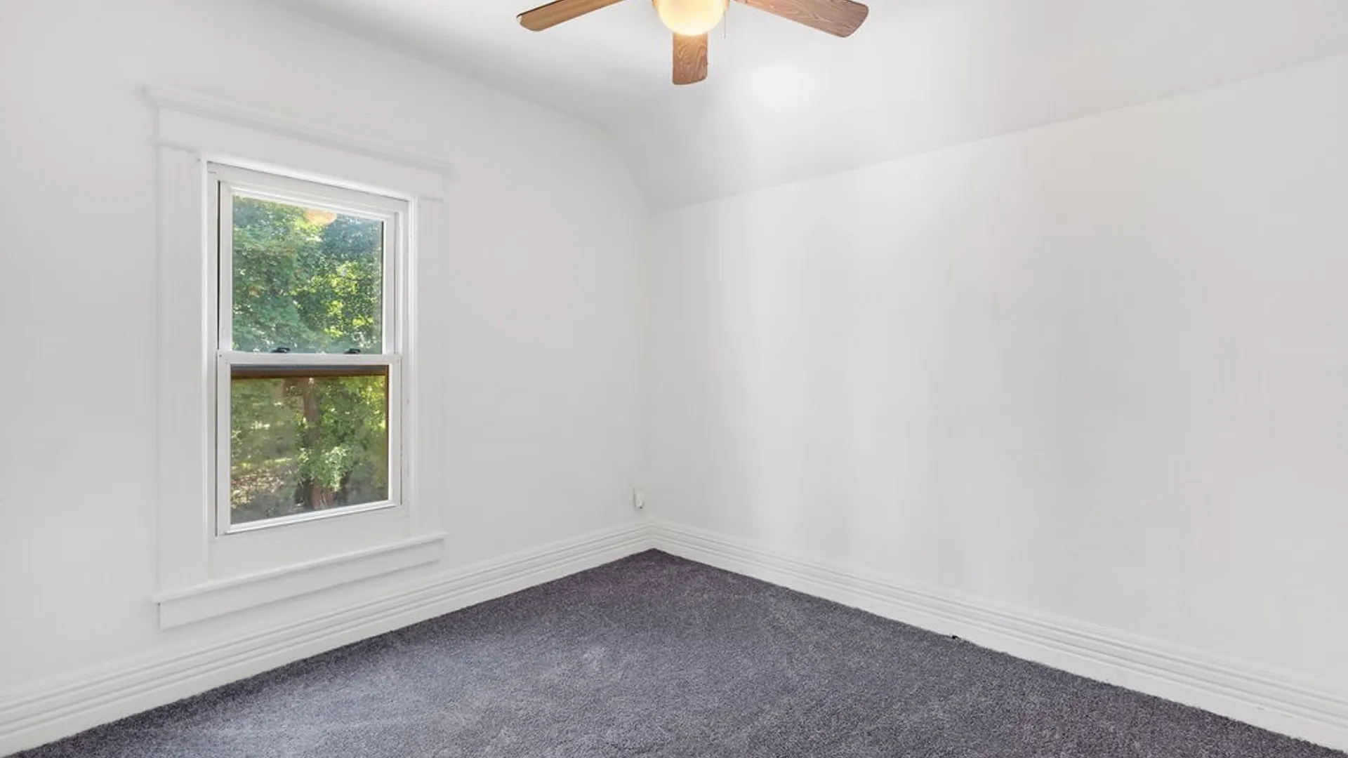 Property at 12 Orchard Avenue, Auburn, NY 13021 17