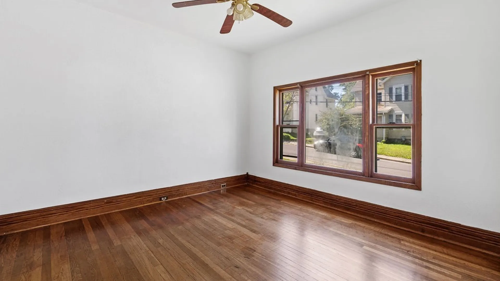 Property at 12 Orchard Avenue, Auburn, NY 13021 3