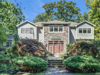 Property at 941 Lake Rd. / Woodcliff, Porter, NY 14174