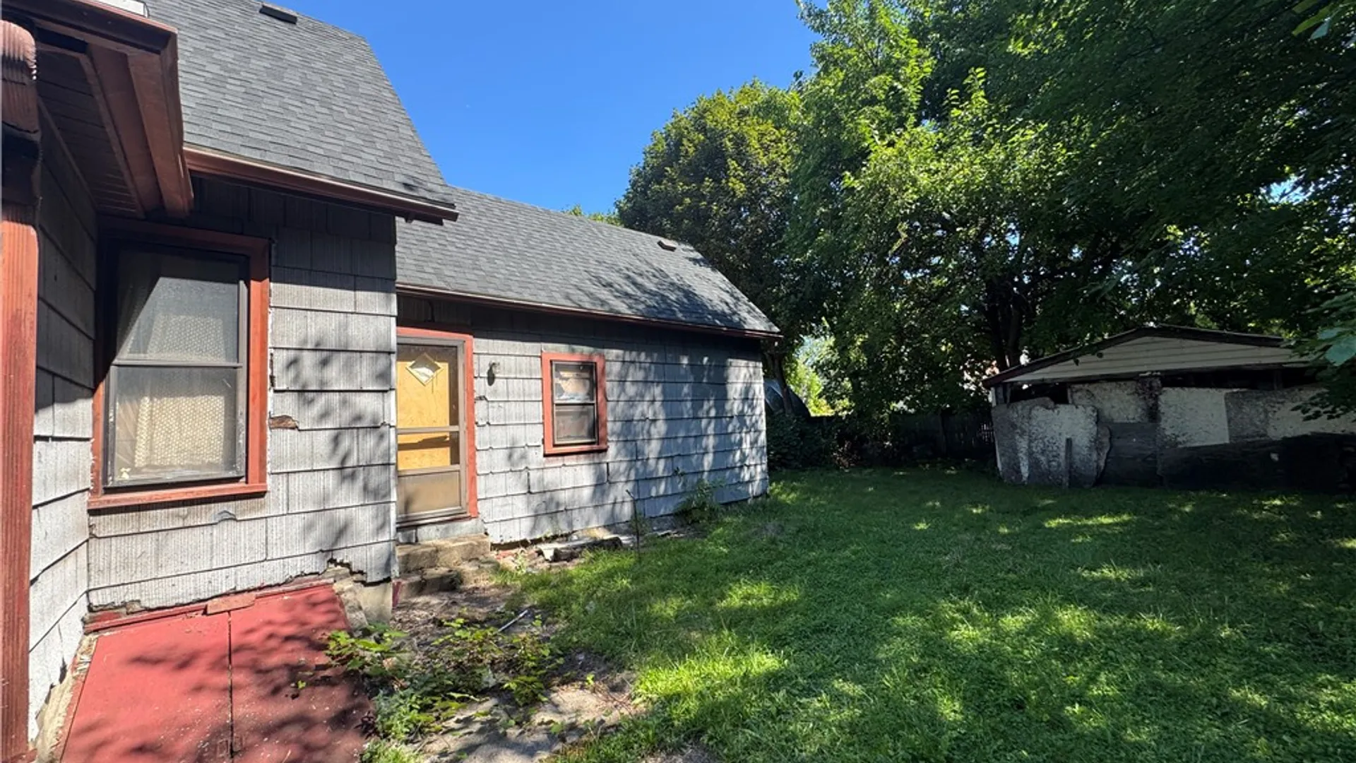 Property at 54 2nd St Street, Rochester, NY 14605 4