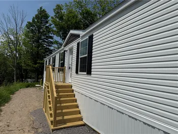 Property at 5129 East lake Rd, Livonia, NY 14487
