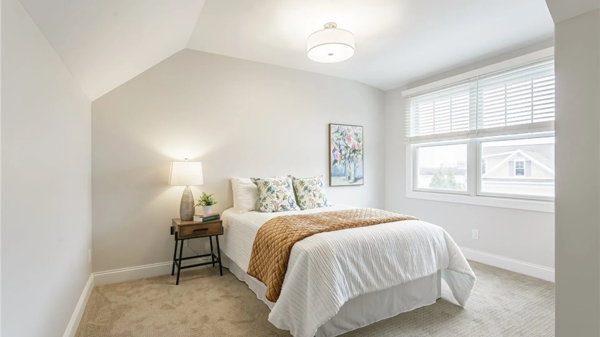 Property at 241 Bretlyn Cir, Brighton, NY 14618 18