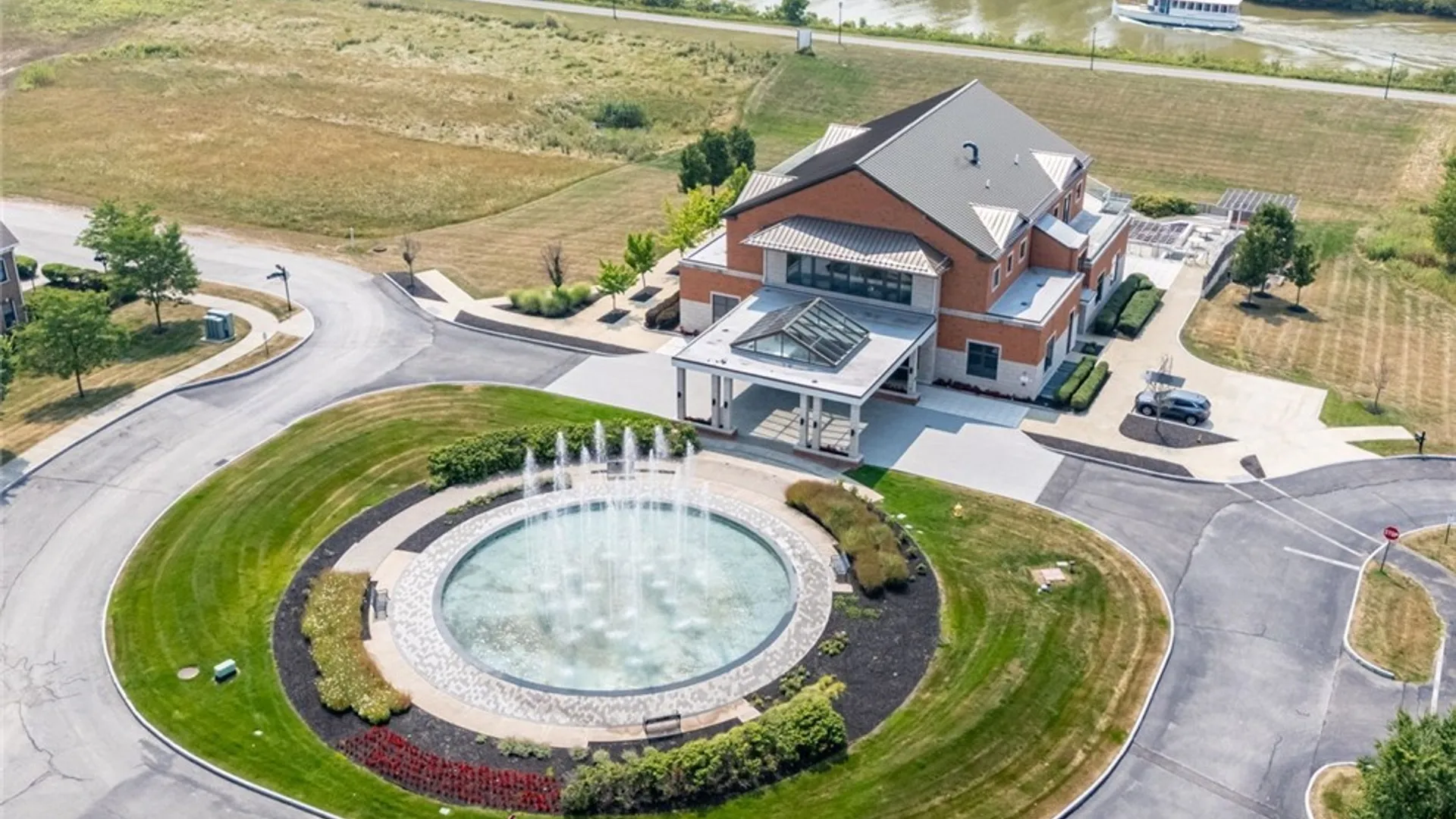 Property at 241 Bretlyn Cir, Brighton, NY 14618 39