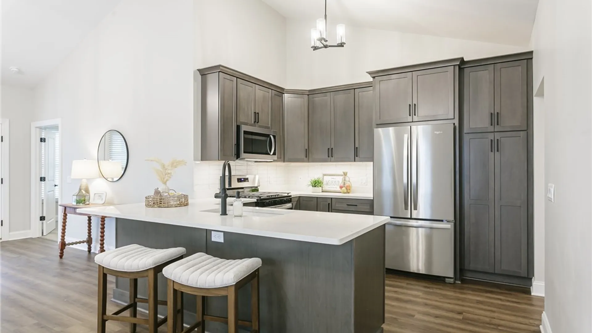 Property at 241 Bretlyn Cir, Brighton, NY 14618 4