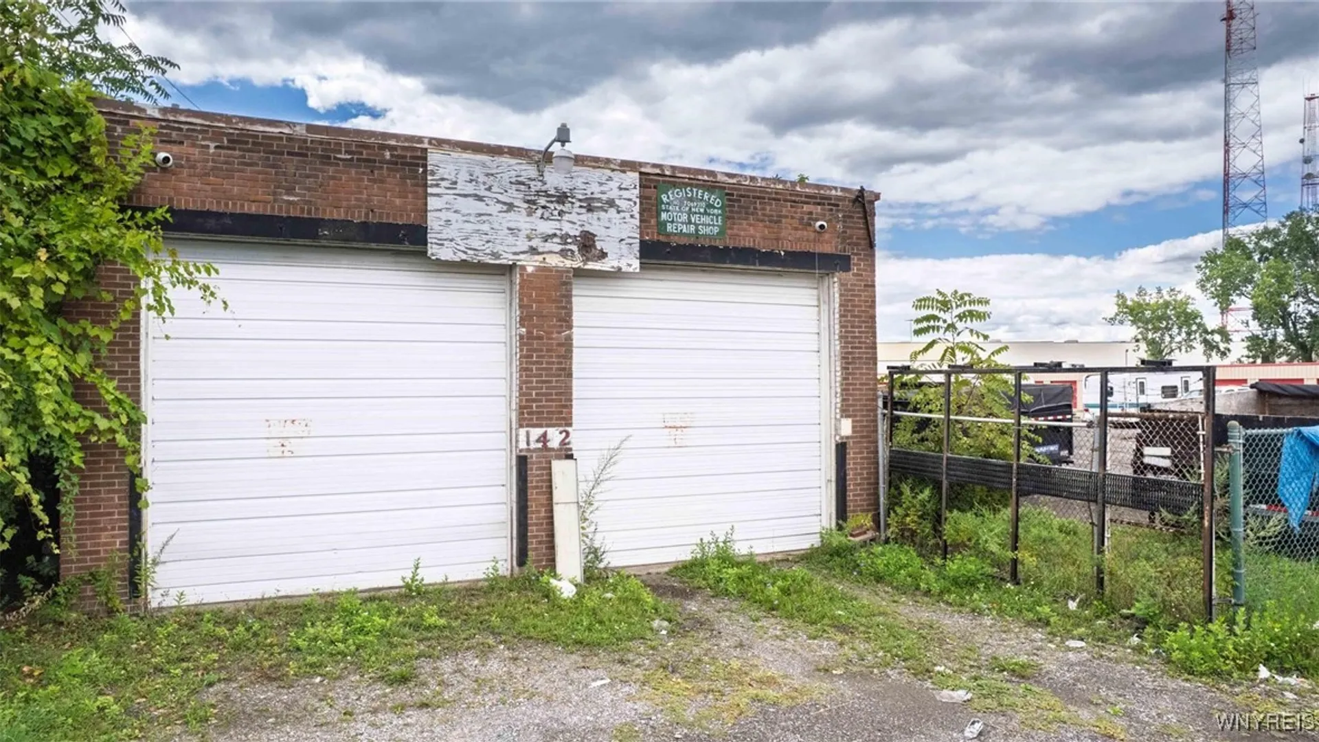 Property at 142 Botsford Place, Buffalo, NY 14216 13