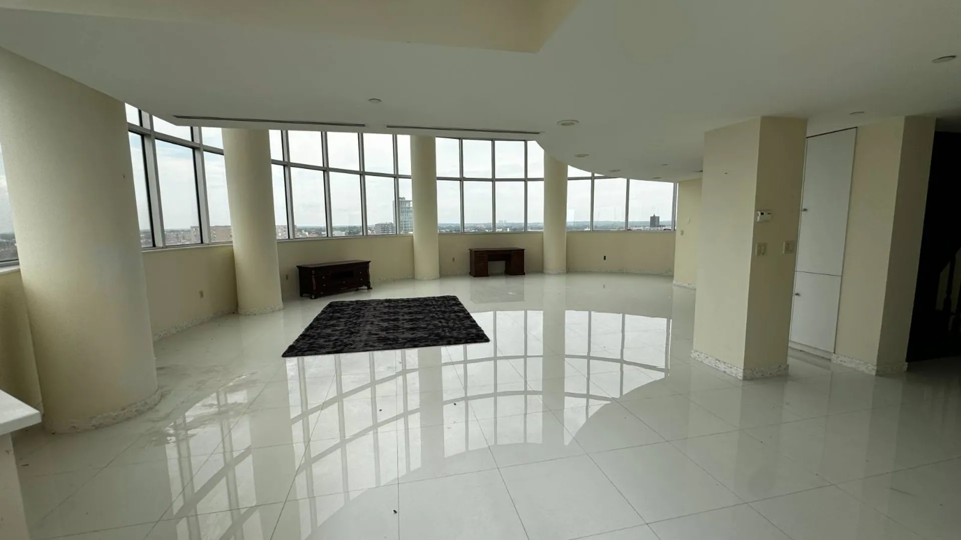 Property at 133-38 Sanford Ave, Flushing, NY 11355 3