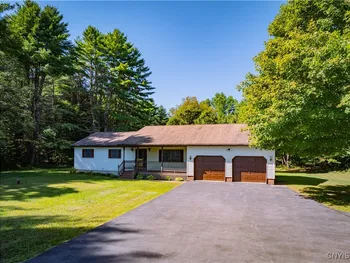 Property at 8683 State Route 13, Vienna, NY 13308