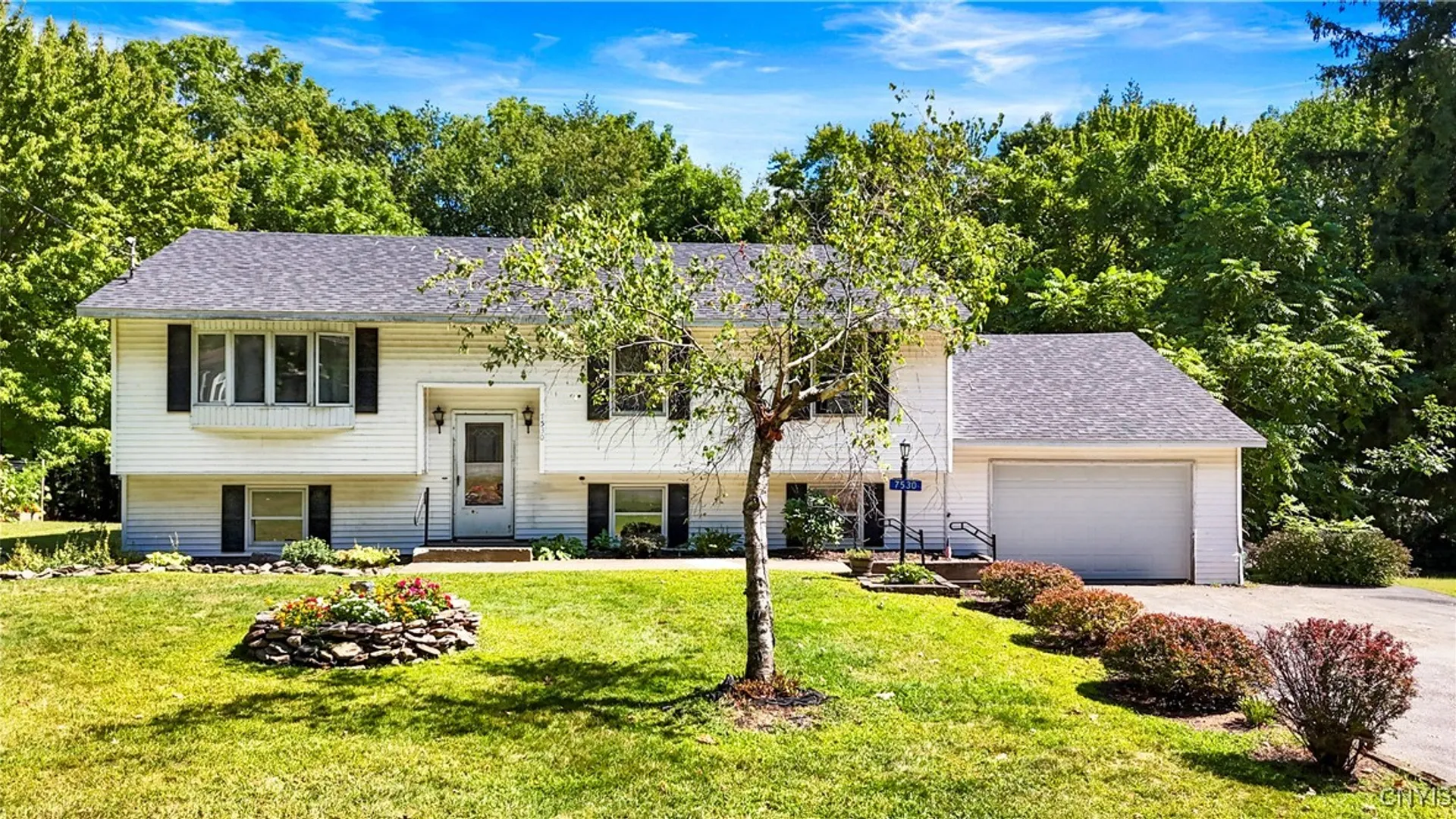 Property at 7530 Lake Street, Vienna, NY 13308 3