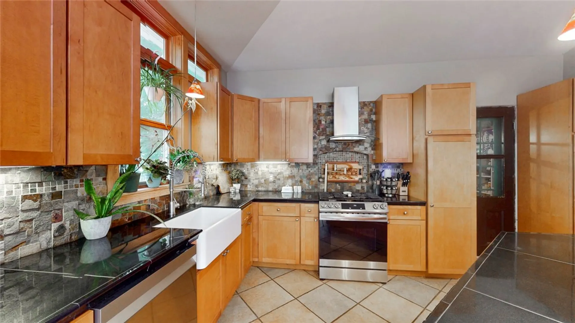 Property at 29 Robie Street, Bath, NY 14810 24