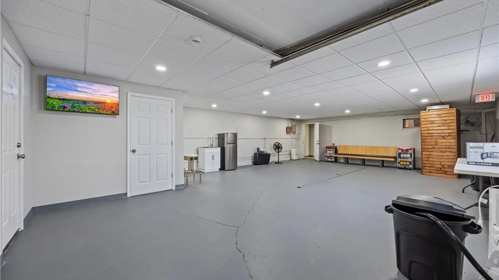 Property at 2318 Niagara Street, Niagara Falls, NY 14303 10