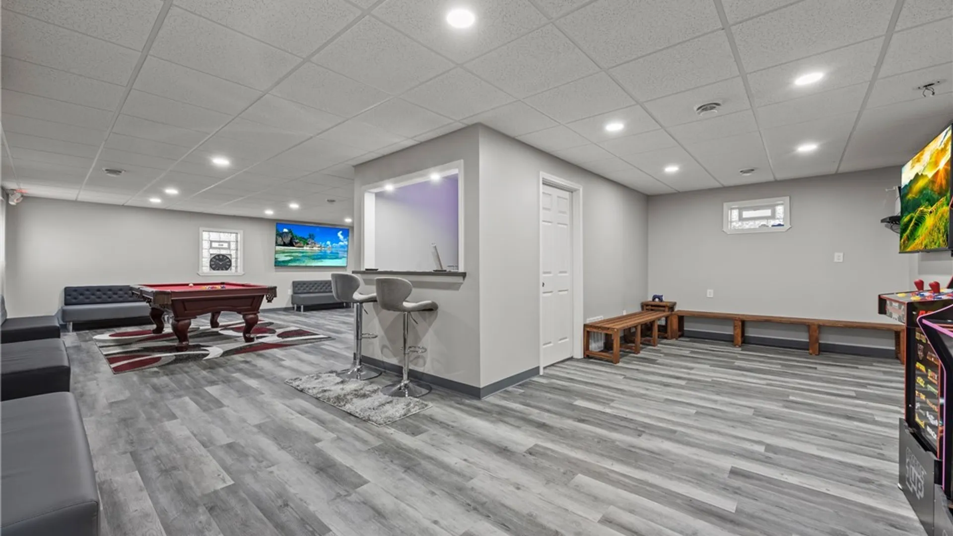 Property at 2318 Niagara Street, Niagara Falls, NY 14303 12