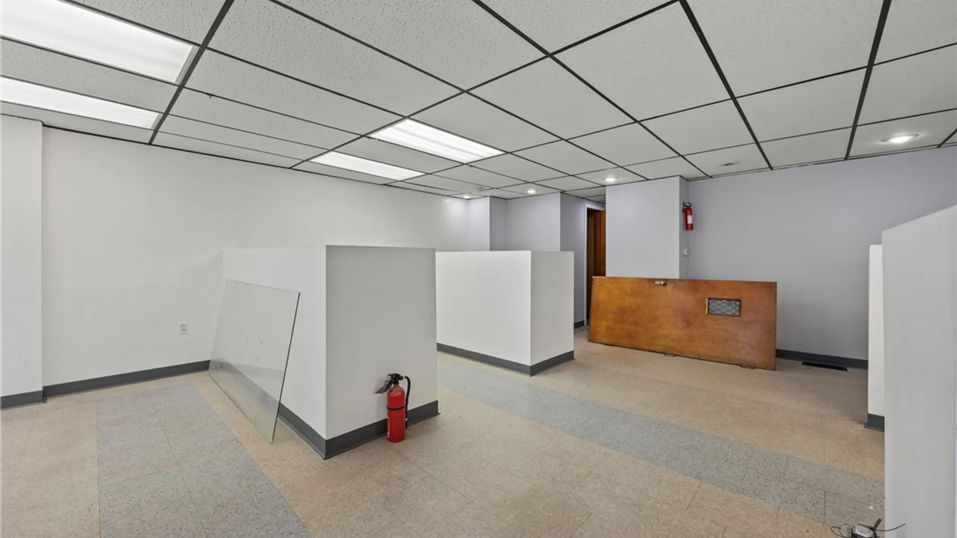 Property at 2318 Niagara Street, Niagara Falls, NY 14303 6