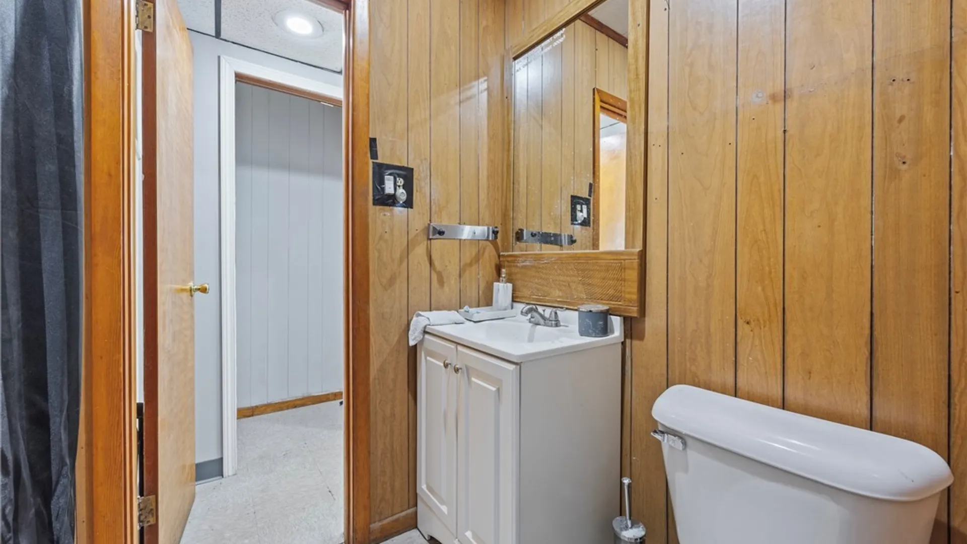 Property at 2318 Niagara Street, Niagara Falls, NY 14303 8