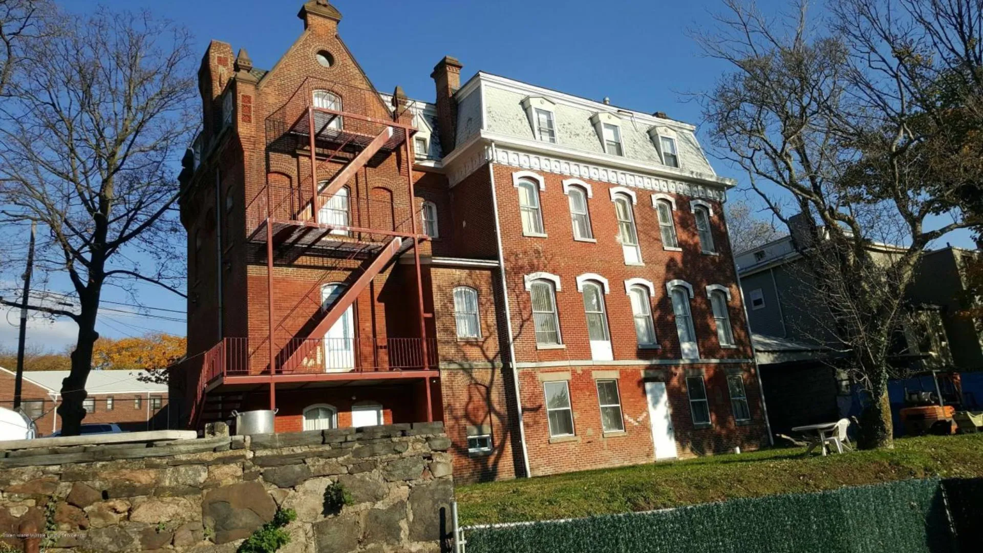 Property at 21 Court Street, Staten Island, NY 10304 2