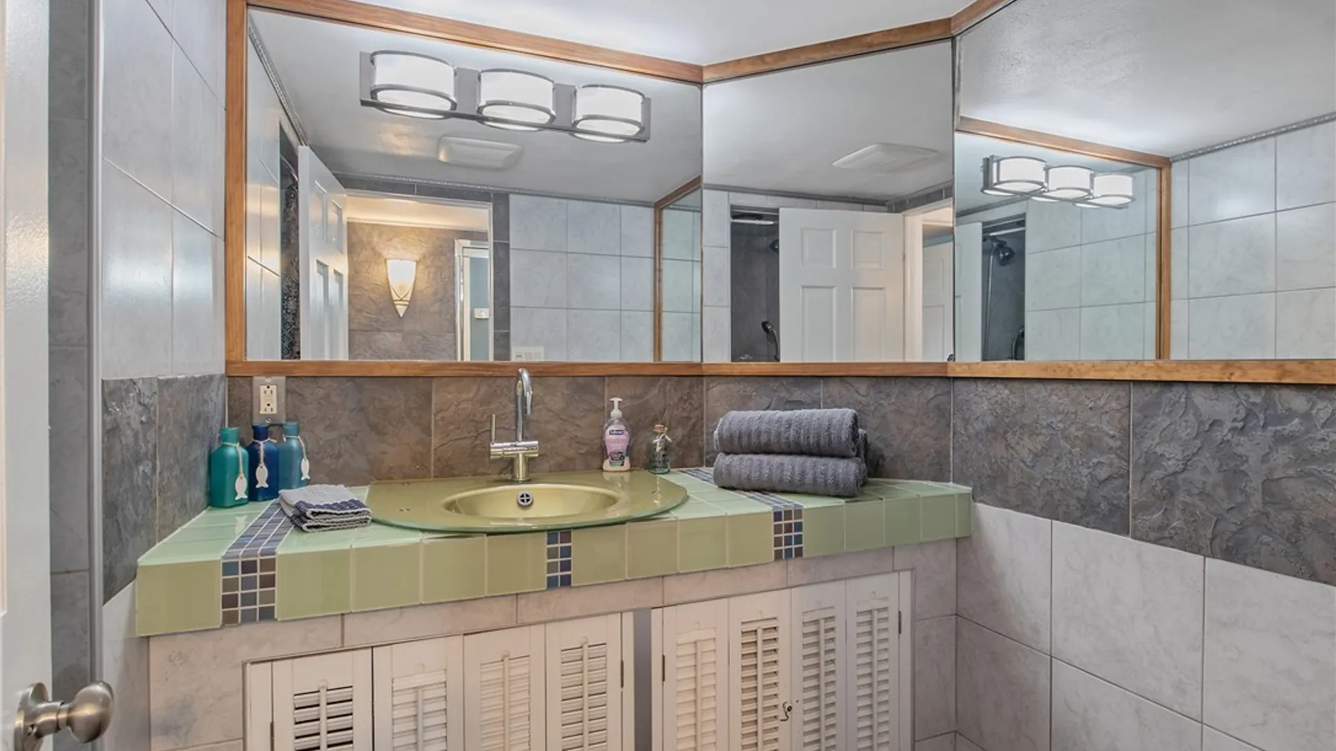 Property at 7467 Murray Drive, Cicero, NY 13039 23