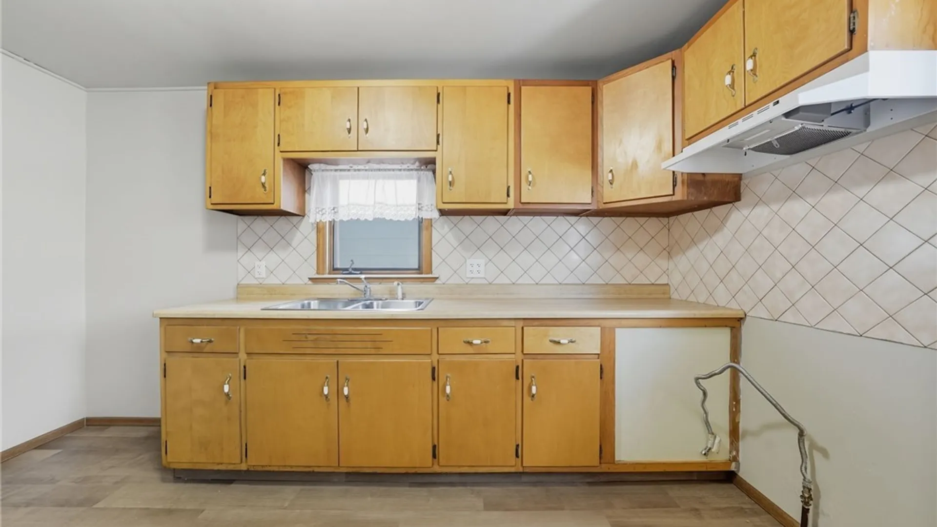 Property at 102 Ullman Street, Buffalo, NY 14207 11