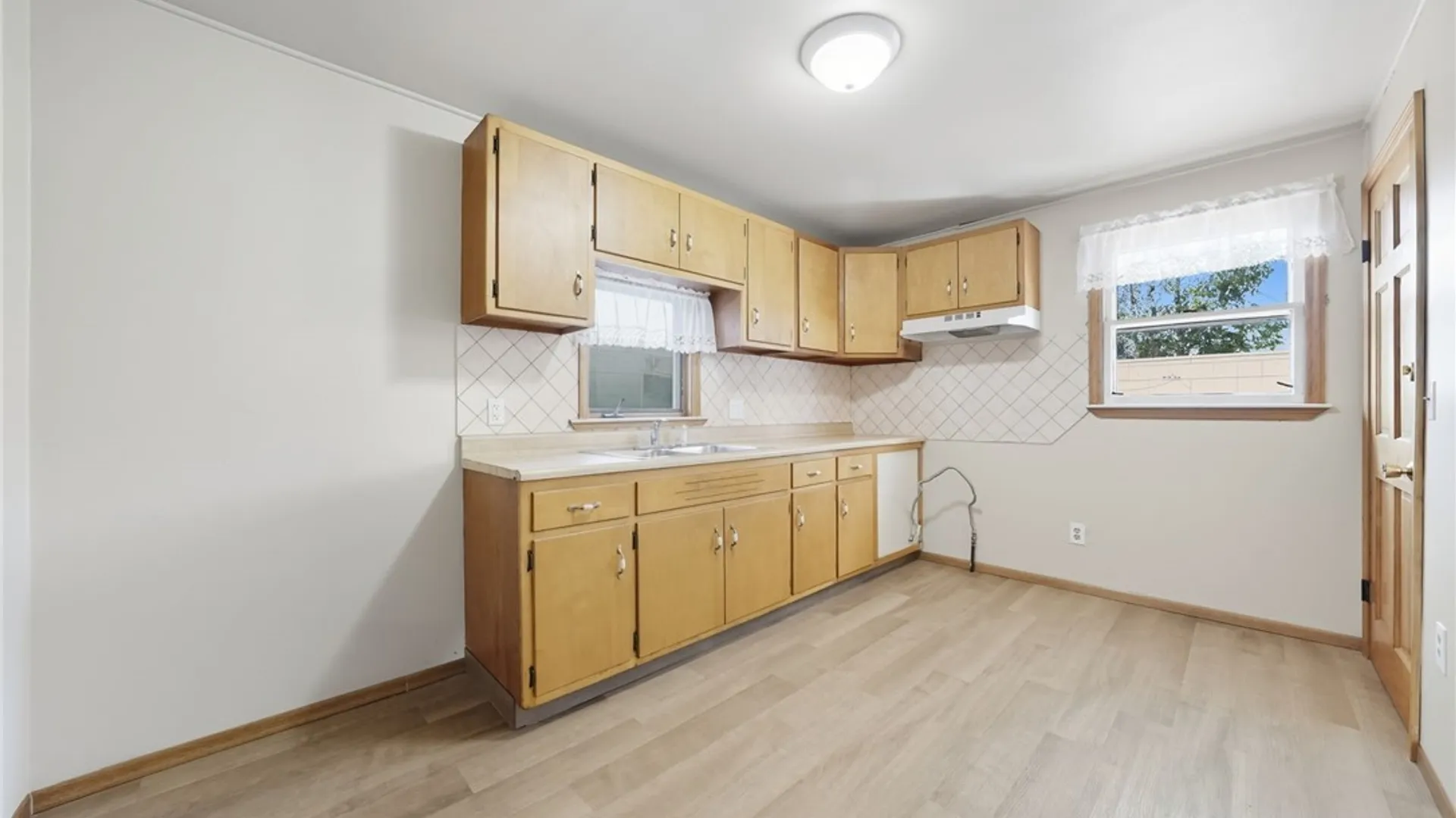 Property at 102 Ullman Street, Buffalo, NY 14207 13
