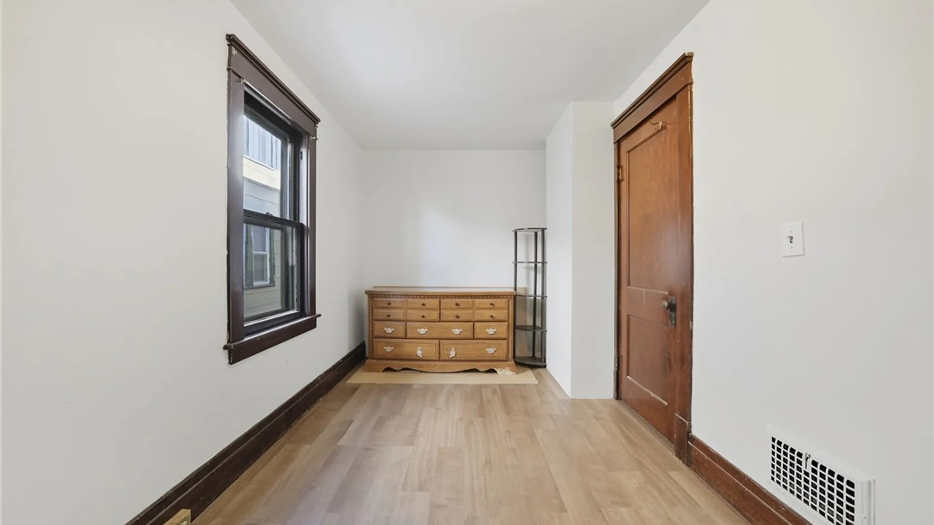 Property at 102 Ullman Street, Buffalo, NY 14207 19