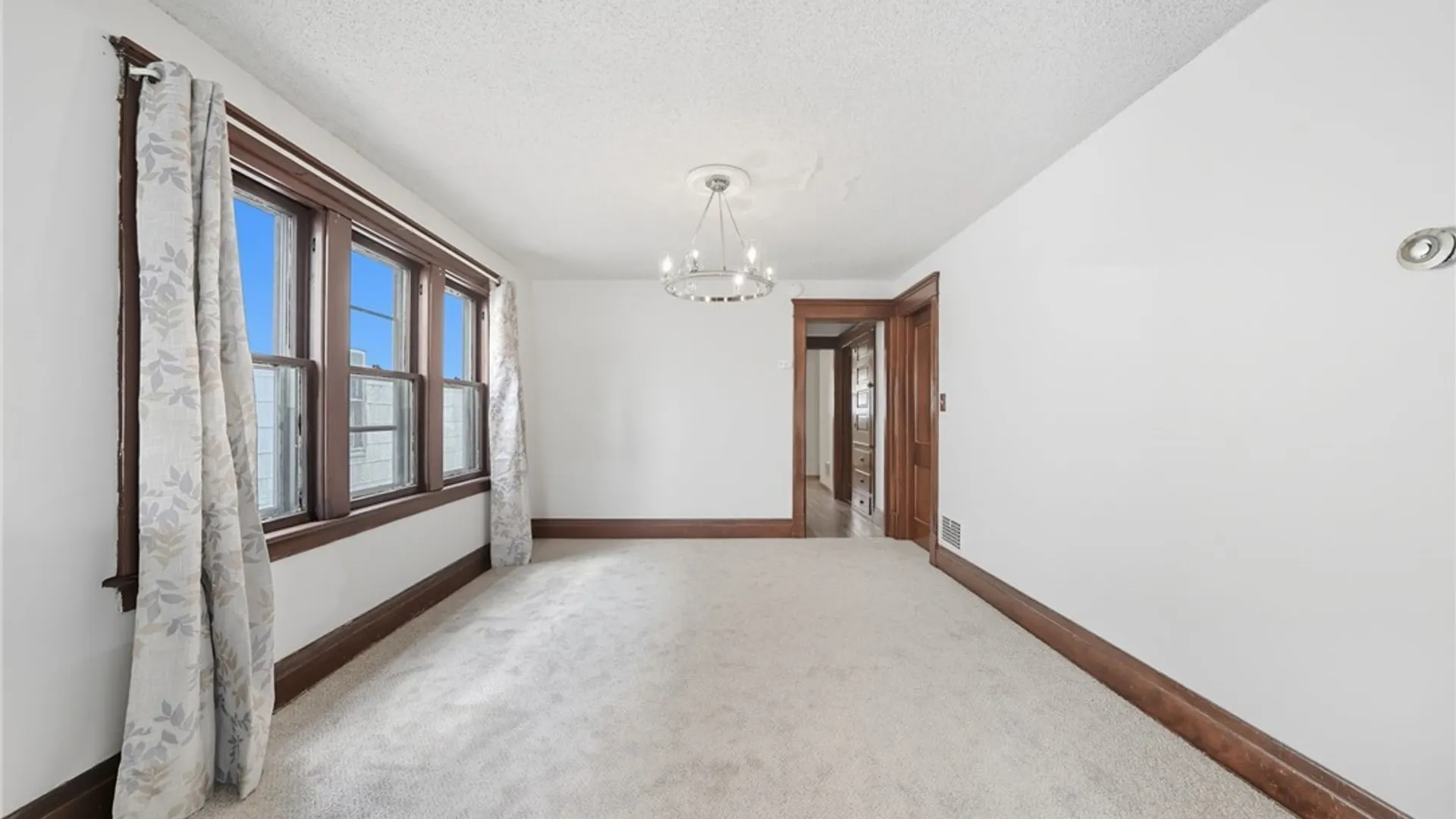 Property at 102 Ullman Street, Buffalo, NY 14207 9