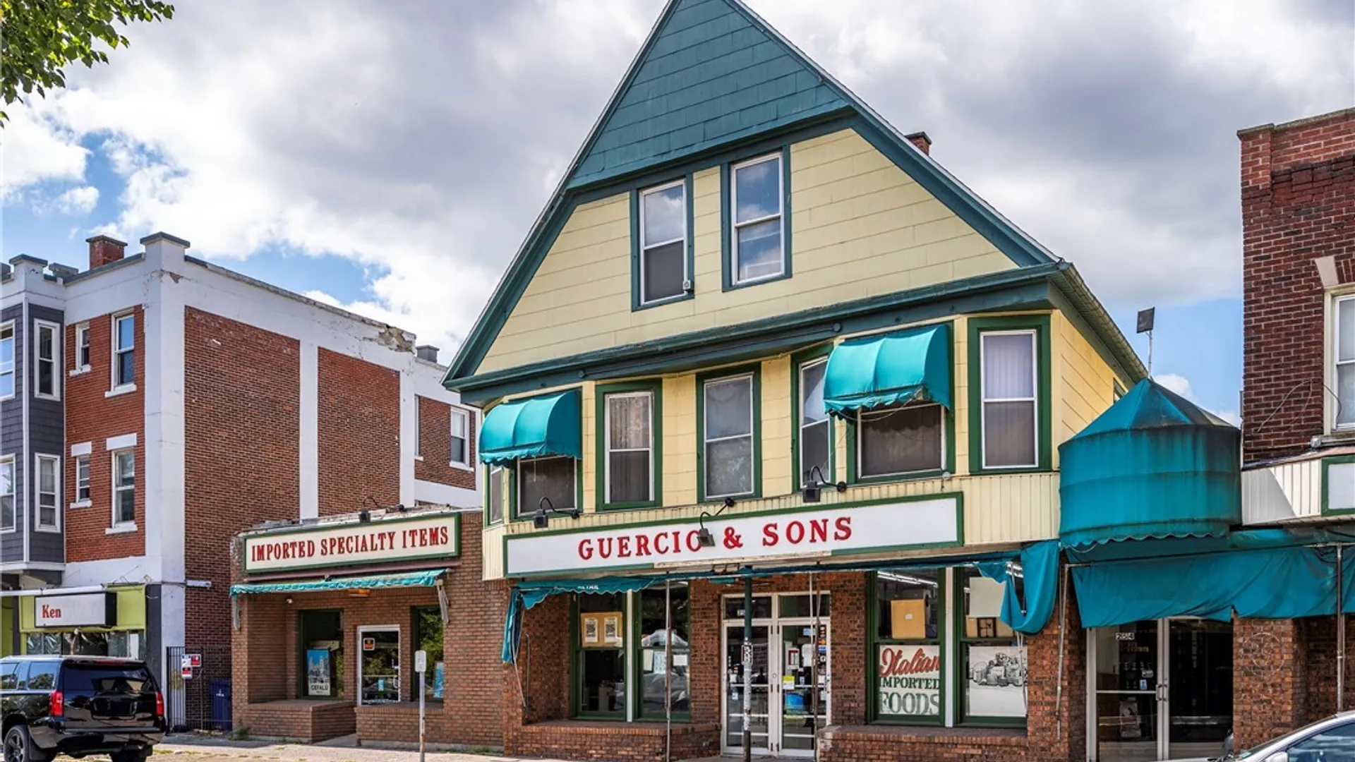 Property at 250 Grant Street, Buffalo, NY 14213 3