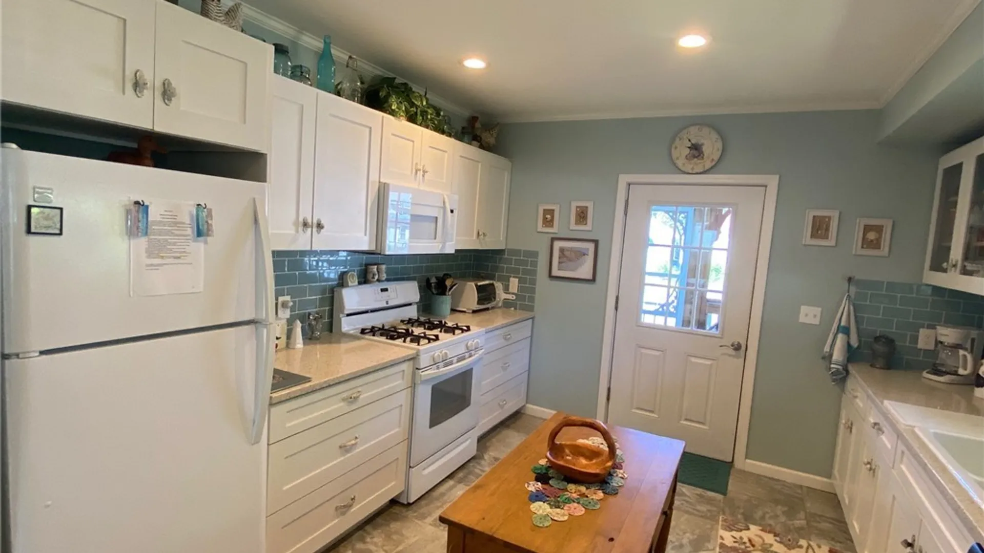 Property at 960 Douglas Place, Hanover, NY 14081 6