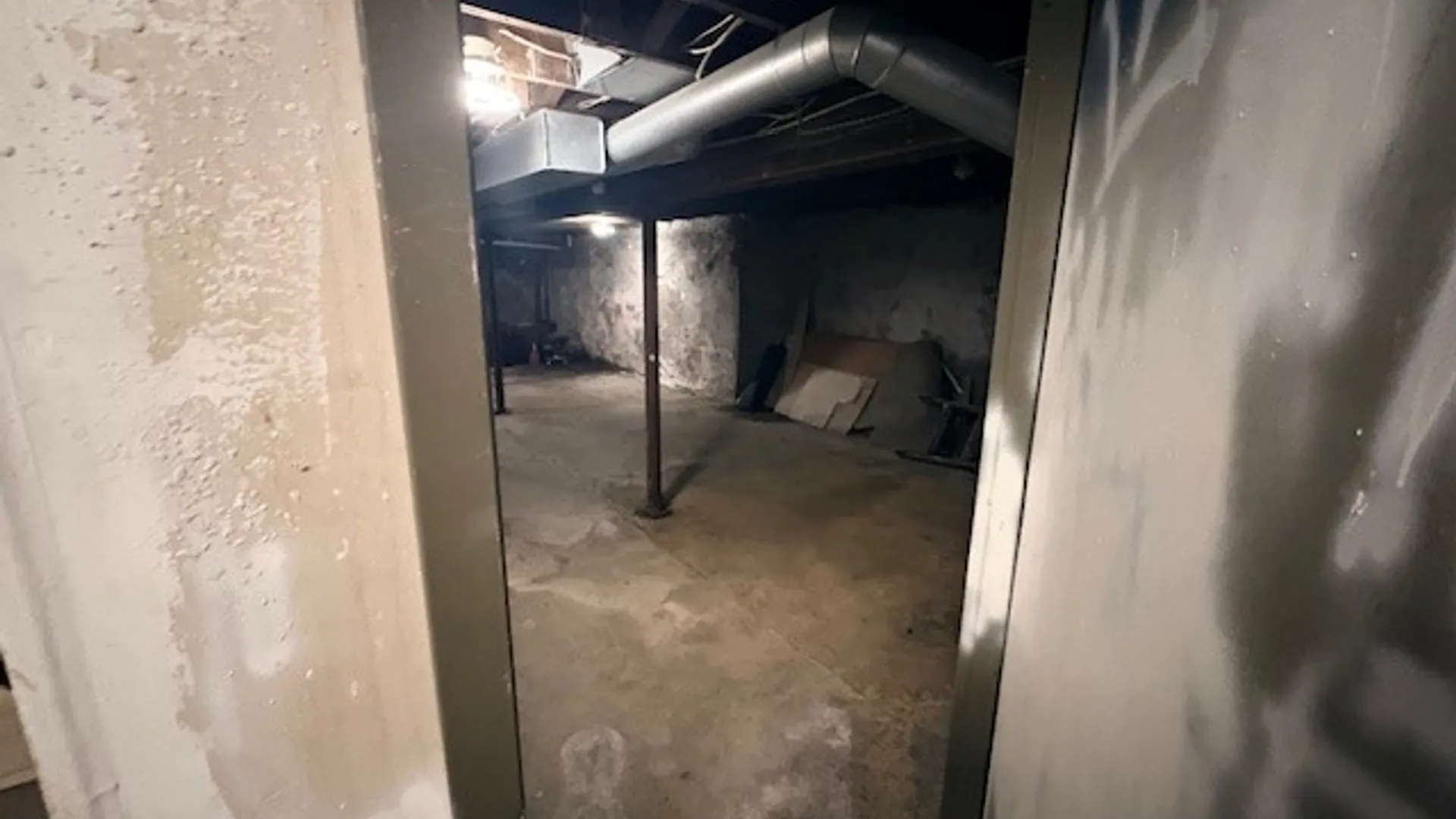 Property at 473 Goodman Street, Rochester, NY 14609 32