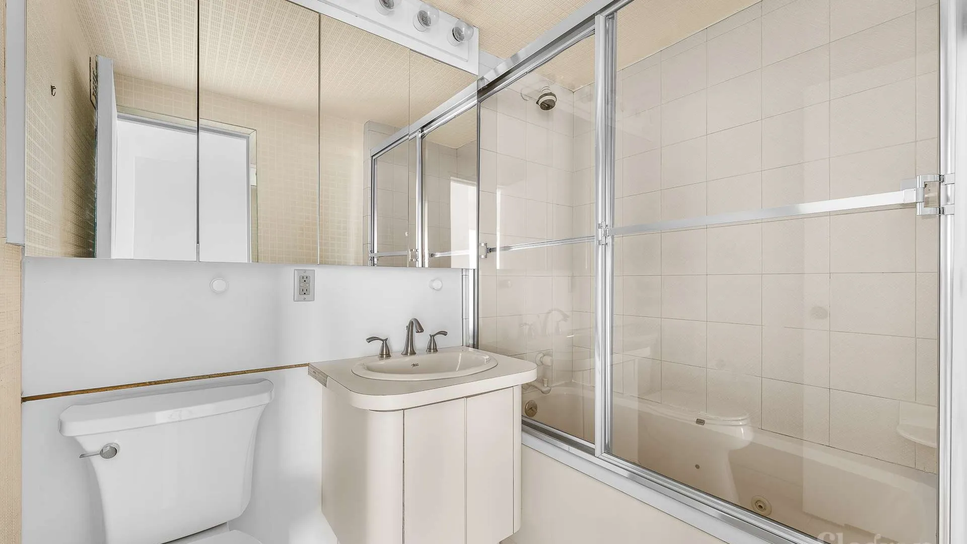 Property at 35 Sutton Place, New York, NY 10022 13