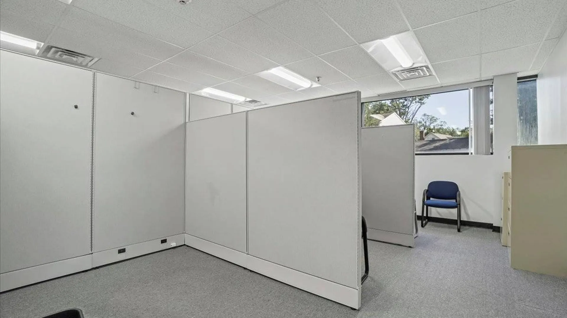 Property at 103 Executive dr, New Windsor, NY 12553 27