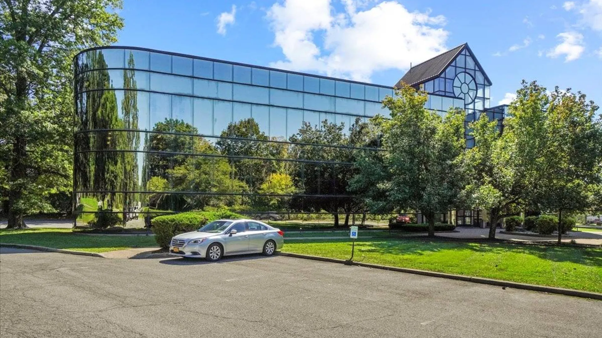 Property at 103 Executive dr, New Windsor, NY 12553 3