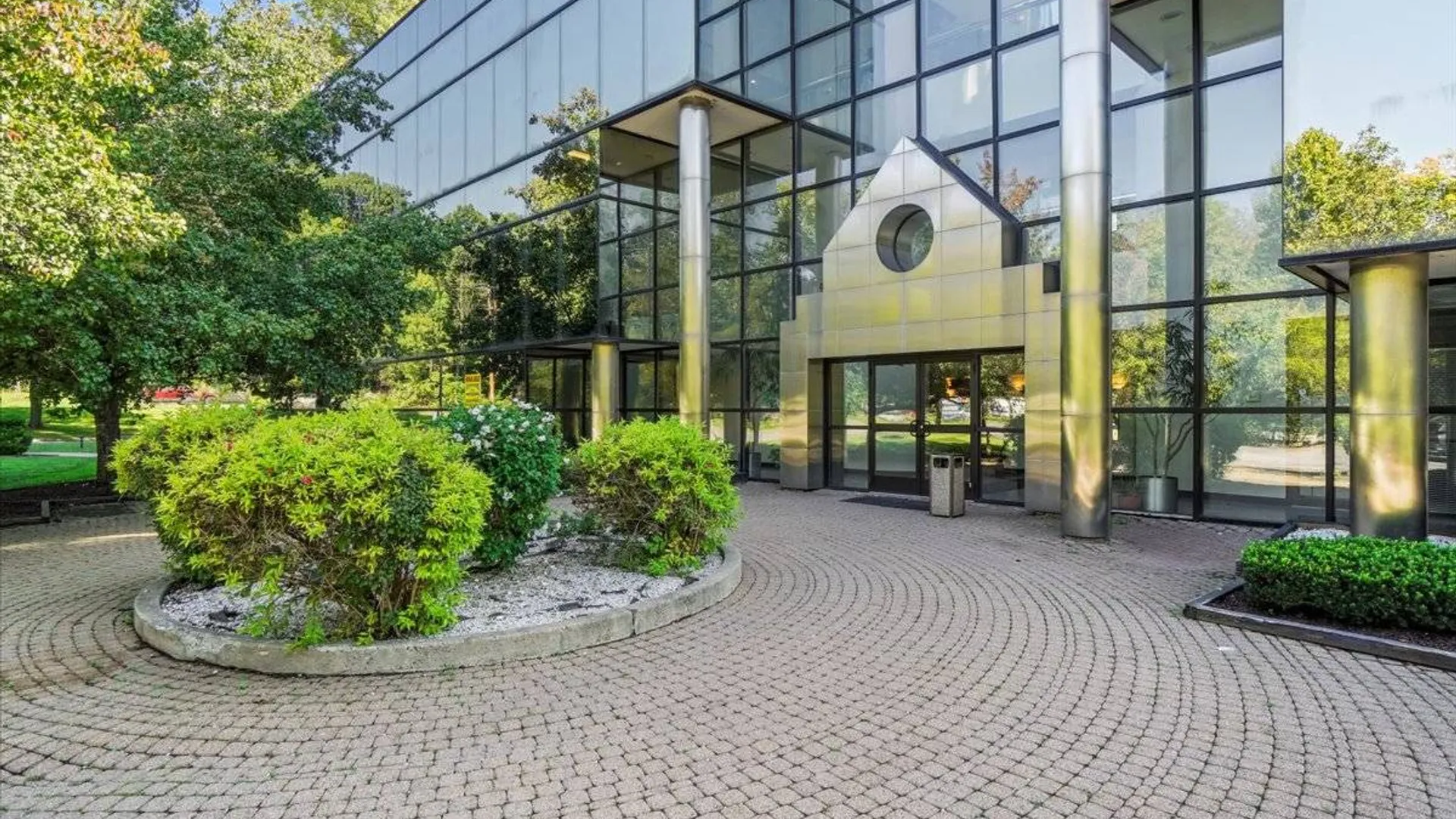 Property at 103 Executive dr, New Windsor, NY 12553 6