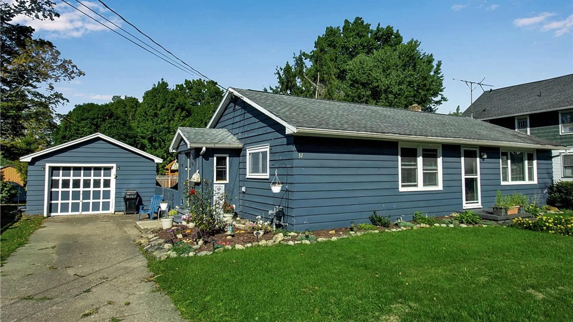 Property at 37 School Street, Yorkshire, NY 14042 2