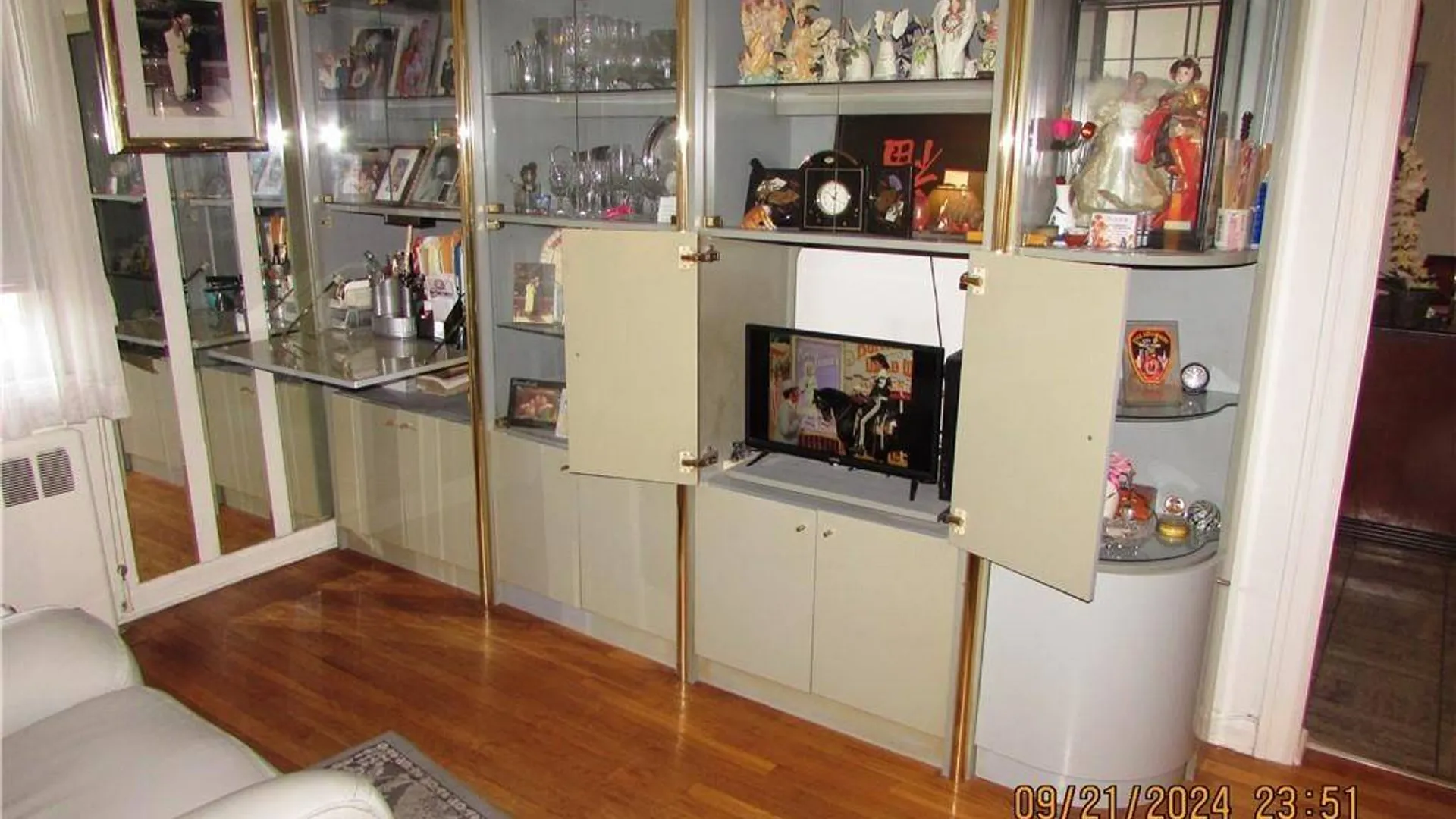 Property at 1561 Central Park Ave, Yonkers, NY 10710 4