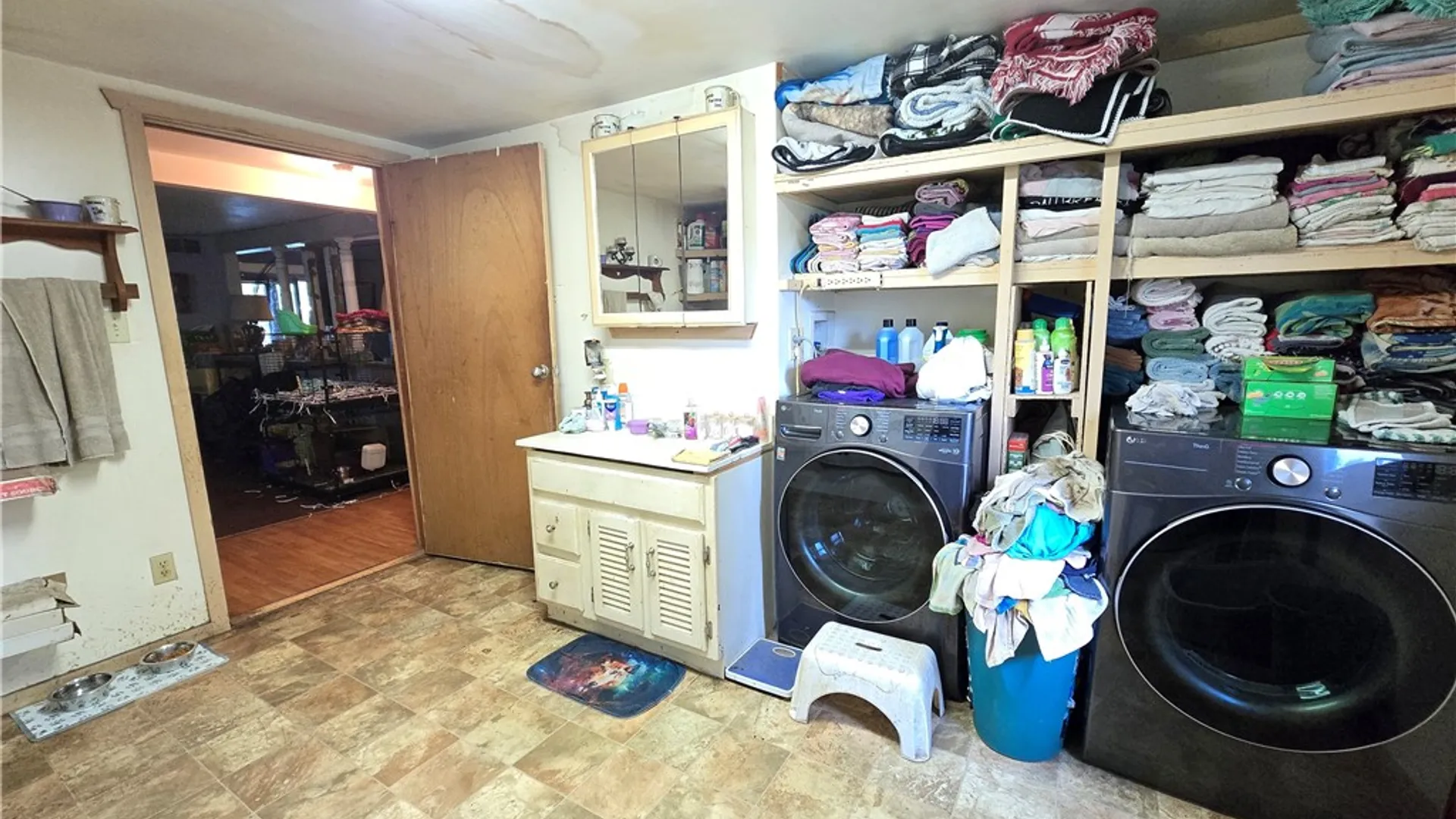 Property at 815 Lewiston Road, Alabama, NY 14013 14