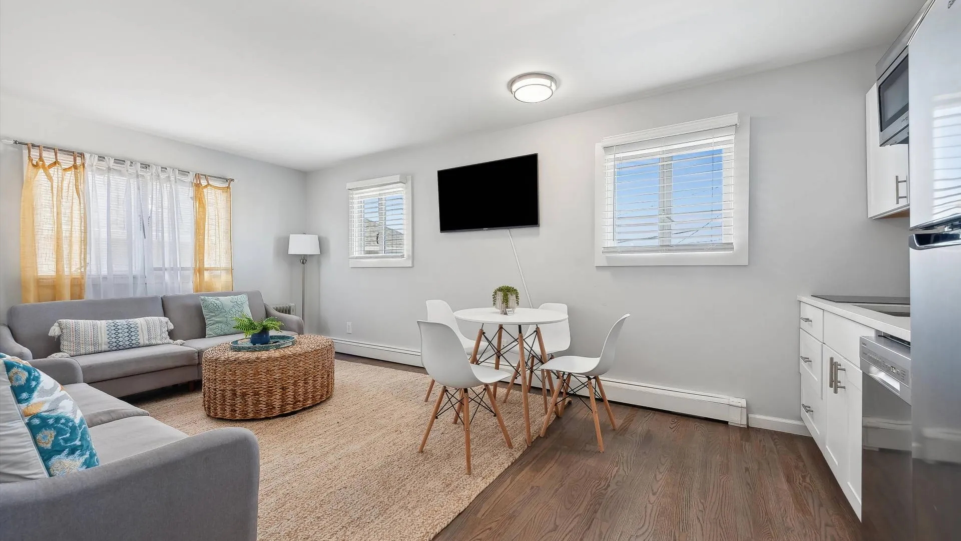 Property at 84 South Emerson Avenue, Montauk, NY 11954 38