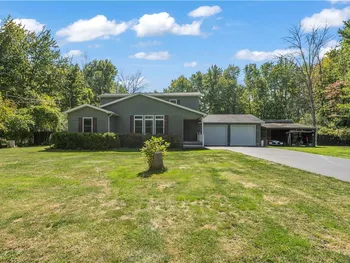 Property at 15670 Holley Road, Murray, NY 14470