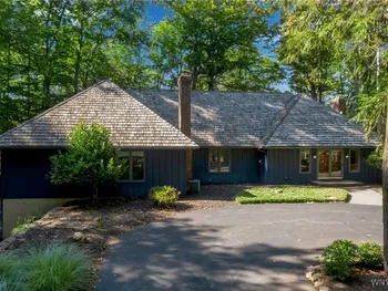 Property at 70 Muirfield Drive, Elma, NY 14052