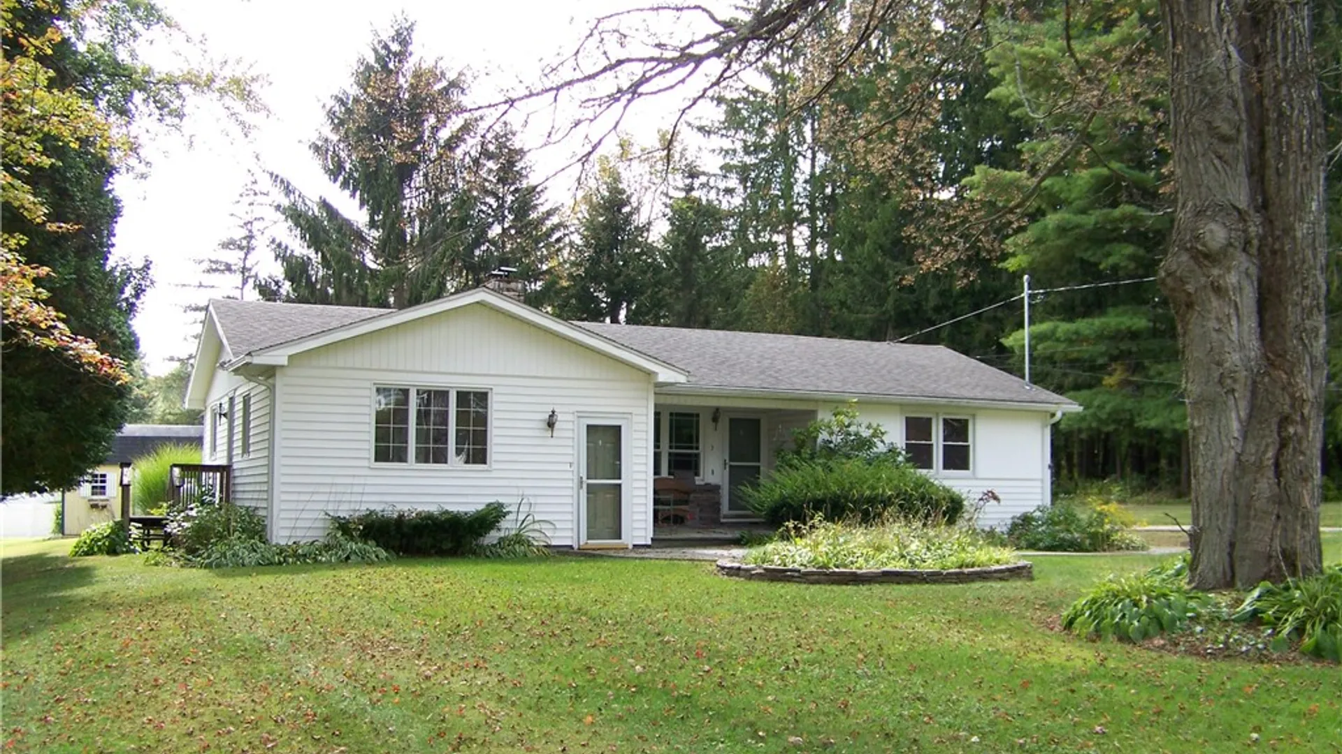 Property at 3 Park Avenue, Harpersfield, NY 12167 3