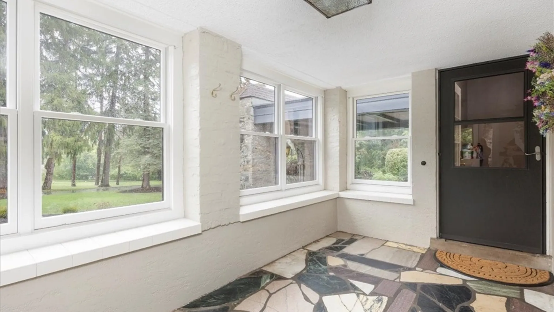 Property at 1005 Big Tree Rd, Aurora, NY 14052 16