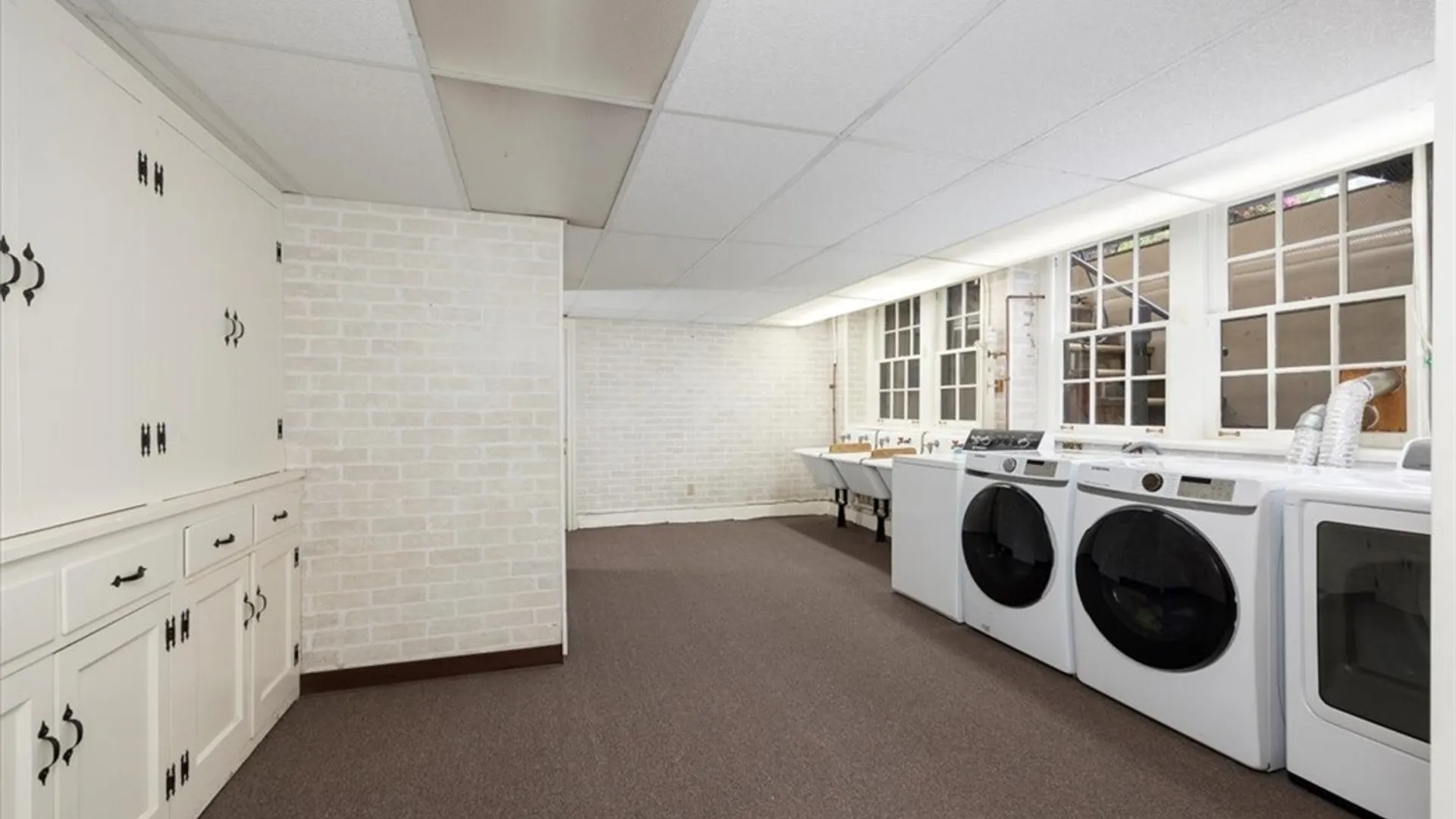 Property at 1005 Big Tree Rd, Aurora, NY 14052 31