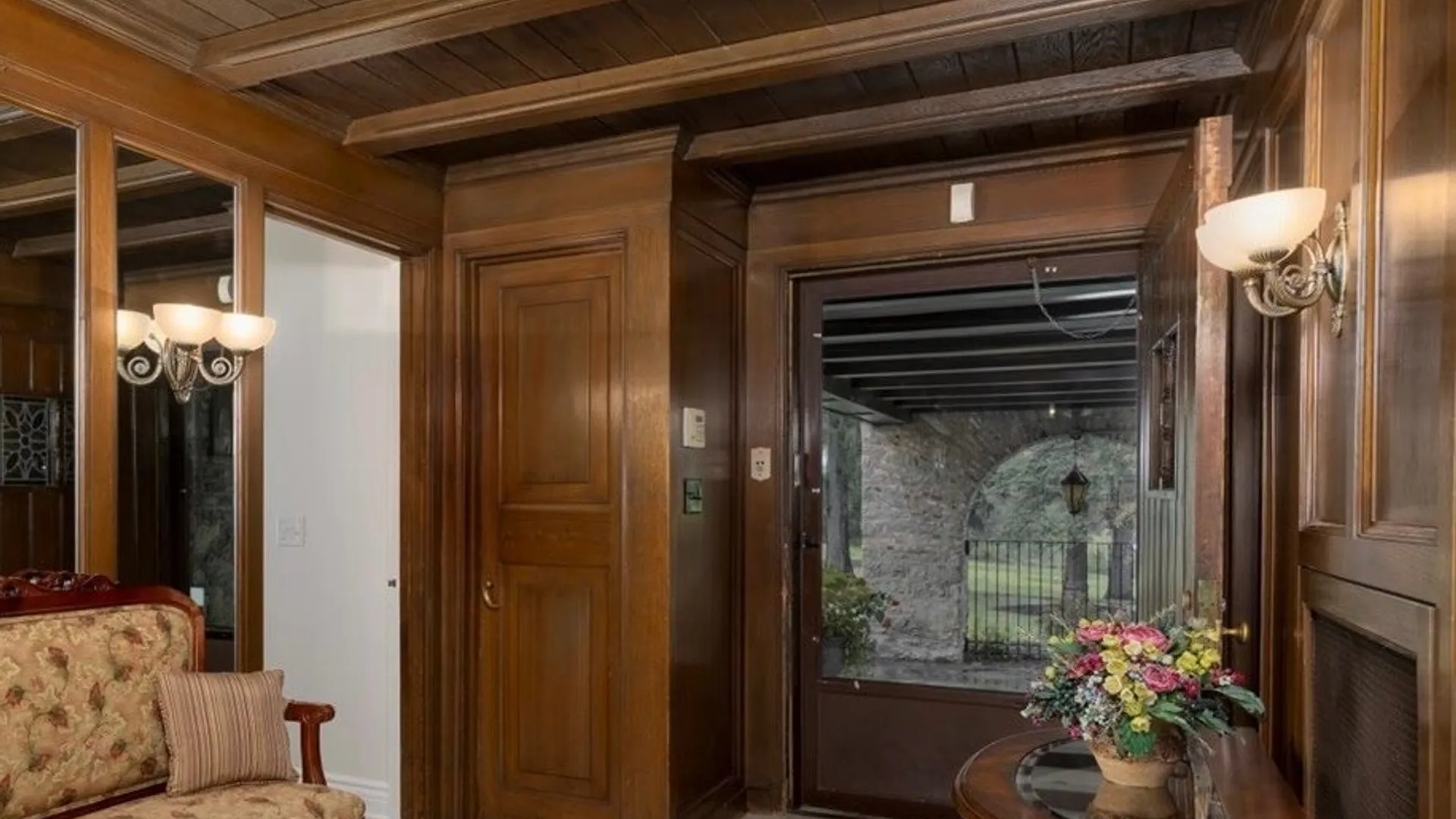 Property at 1005 Big Tree Rd, Aurora, NY 14052 4