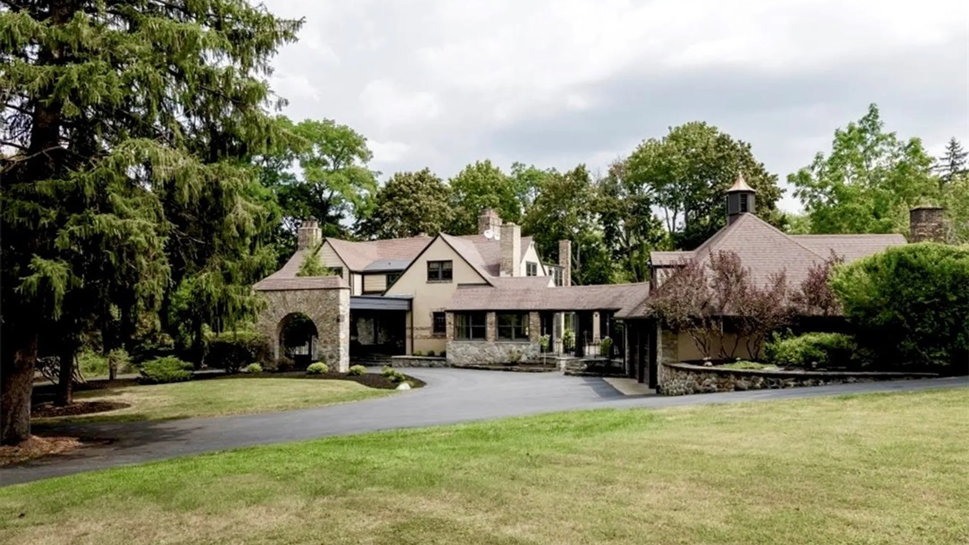 Property at 1005 Big Tree Rd, Aurora, NY 14052 50