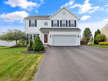 Property at 126 Shetland Place, Camillus, NY 13164