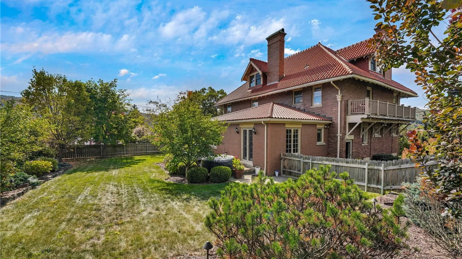 Property at 65 Jackson Avenue, Bradford City, PA 16701 3