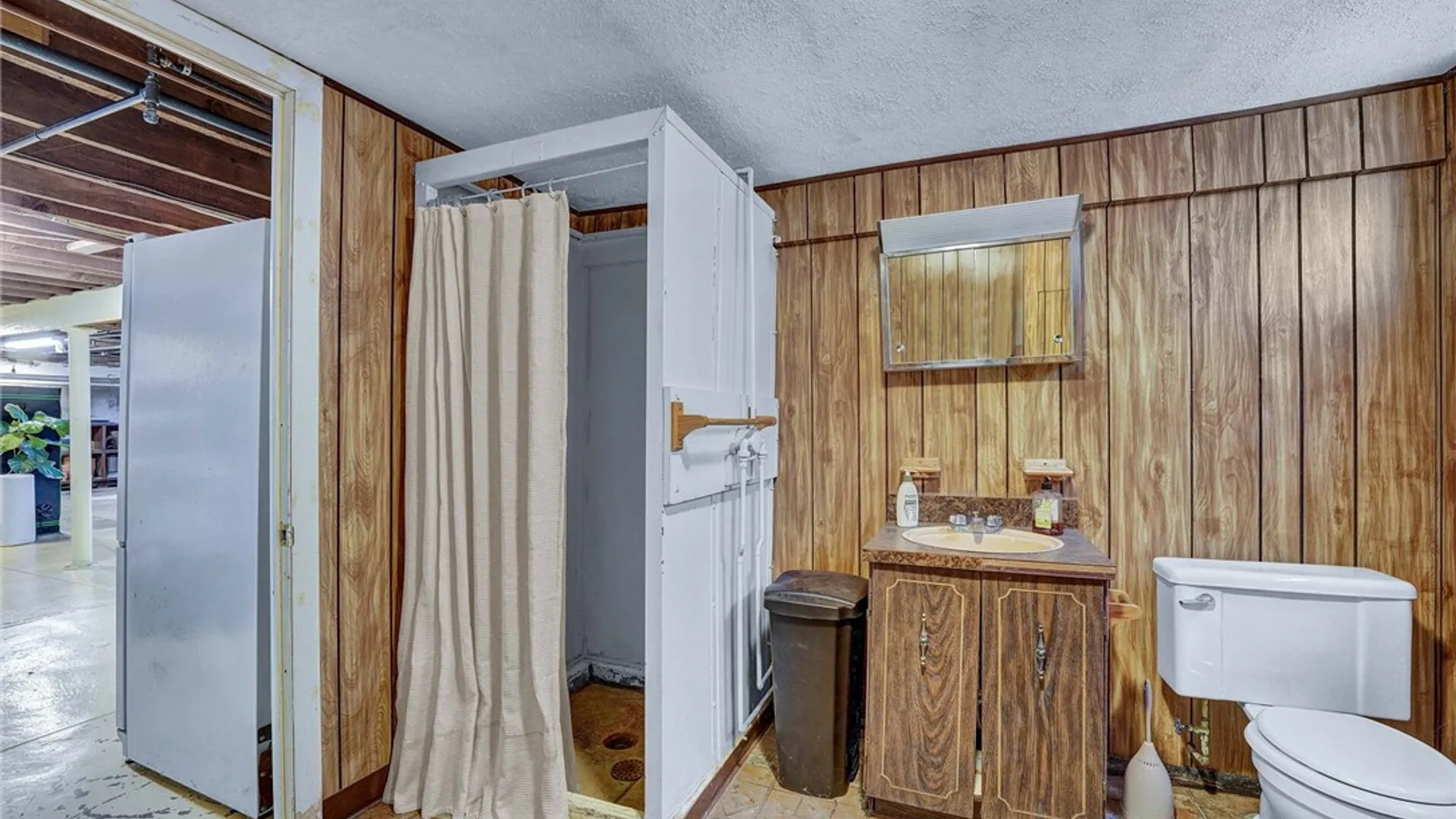 Property at 65 Jackson Avenue, Bradford City, PA 16701 46