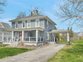 Property at 2028 Lakeview Road, Hamburg, NY 14085