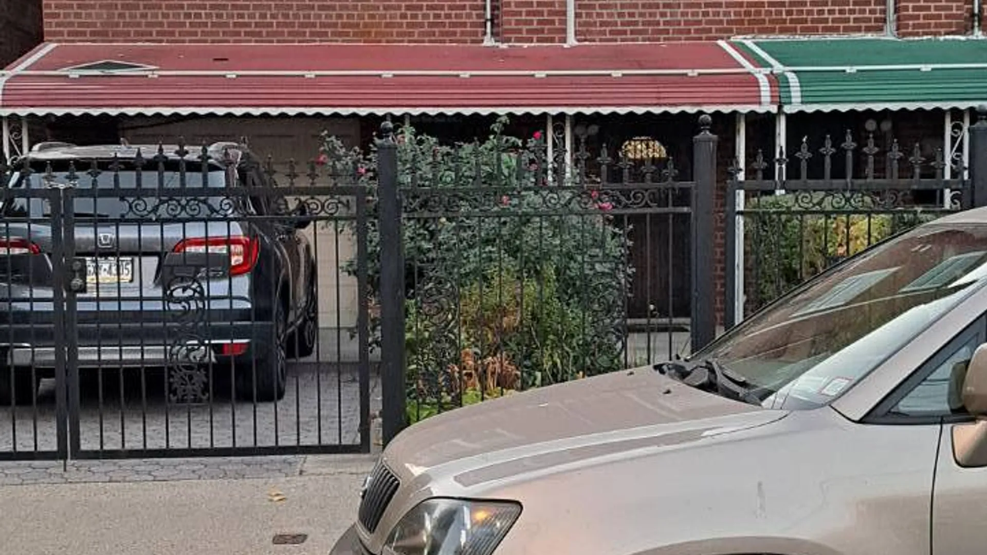 Property at 4083 De Reimer Avenue, Bronx, NY 10466 2