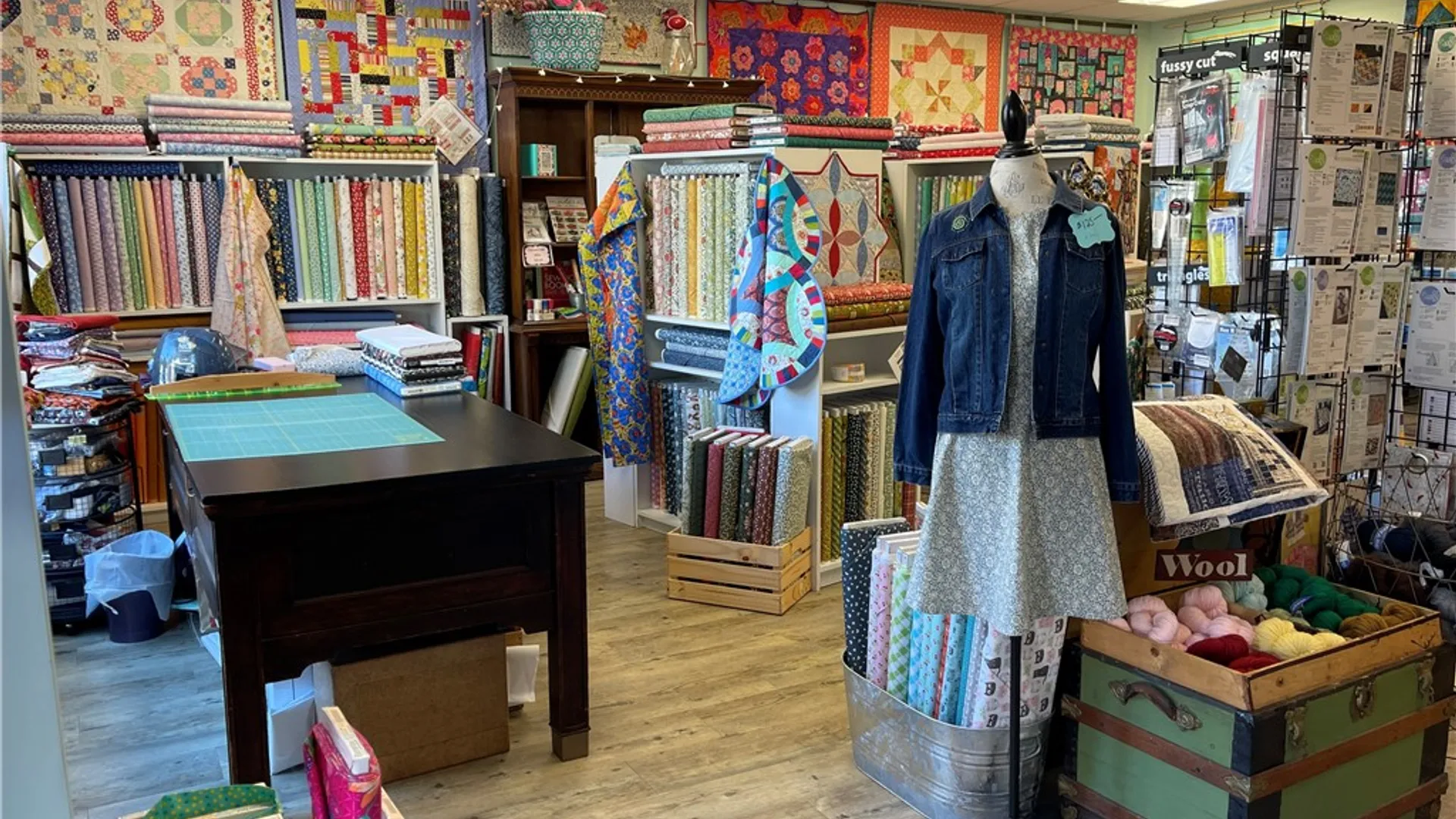 Property at 724-730 Main Street, Middletown, NY 12455 4