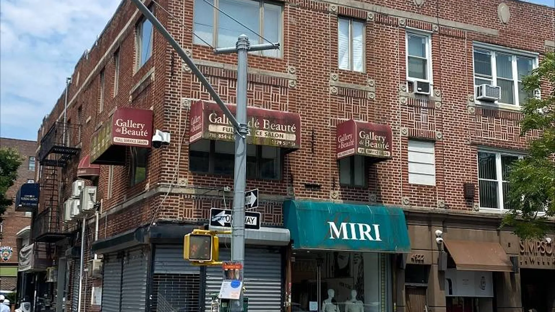 Property at 4924 13th Ave, Brooklyn, NY 11219 3
