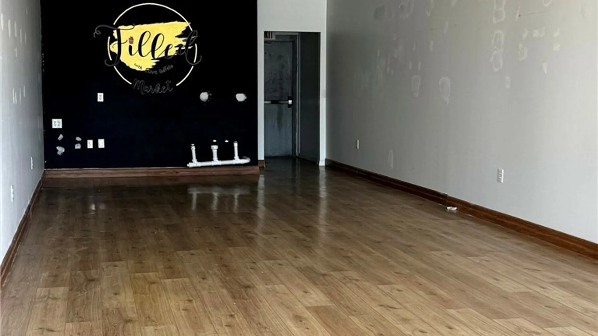 Property at 6503 Campbell Boulevard, Pendleton, NY 14094 9